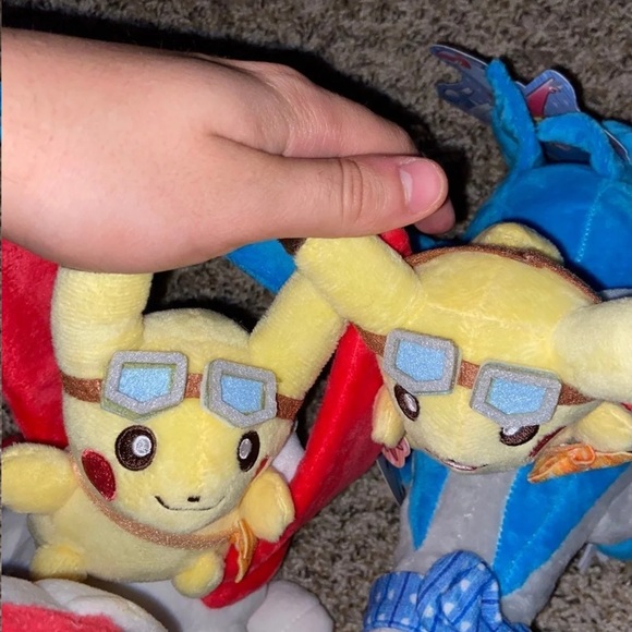 Pikachu riding latios and pikachu riding latios plush - Picture 4 of 8